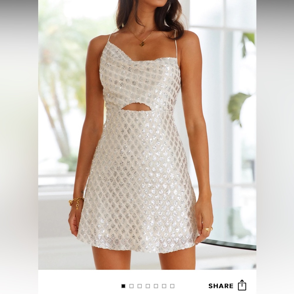 Gimme Glitter Dress Silver Sequin